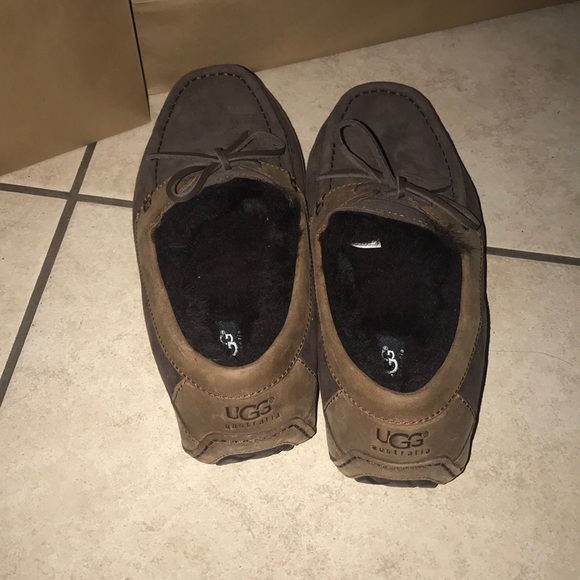 Mens UGG Chocolate Brown Slippers #7 - Picture 2 of 8